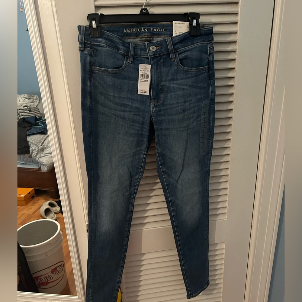 never worn American Eagle jeans/ jegging- next level stretch